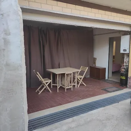 Villa Giuliana Stanze Con Bagno Interno In Villa A 350 Mt Spiaggia Libera Lido Delle Sirene Anzio Extérieur photo
